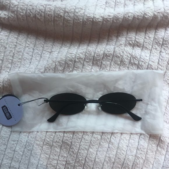 Quay Australia x Alissa Violet clout sunglasses - Picture 8 of 8